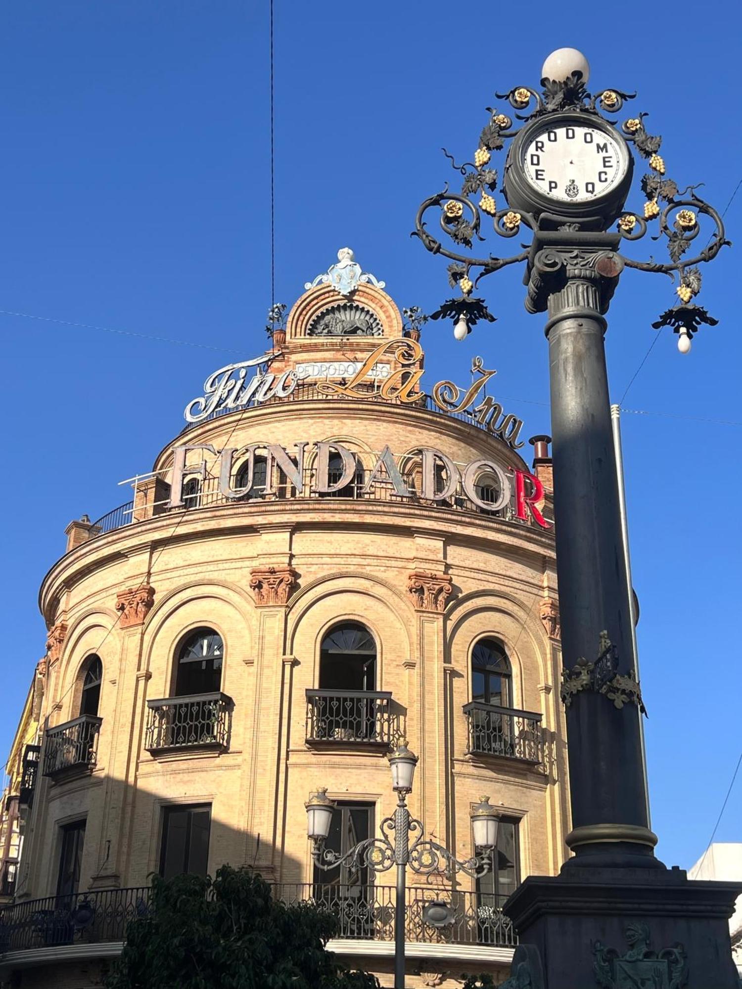 Apartamentos La Albariza Jerez Centro Jerez de la Frontera Luaran gambar